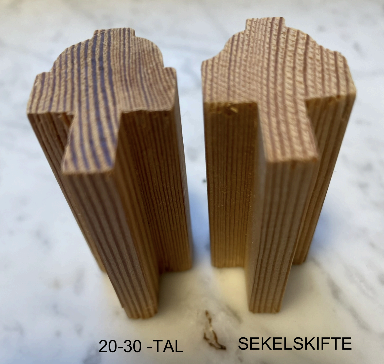 Skärmavbild 2025-03-26 kl. 07.04.53 Tidstypiska spröjsprofiler från sekelskiftet och 20-30-talet.